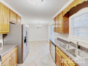 146 Abbey Rd in Gallatin, TN - Foto de edificio - Building Photo