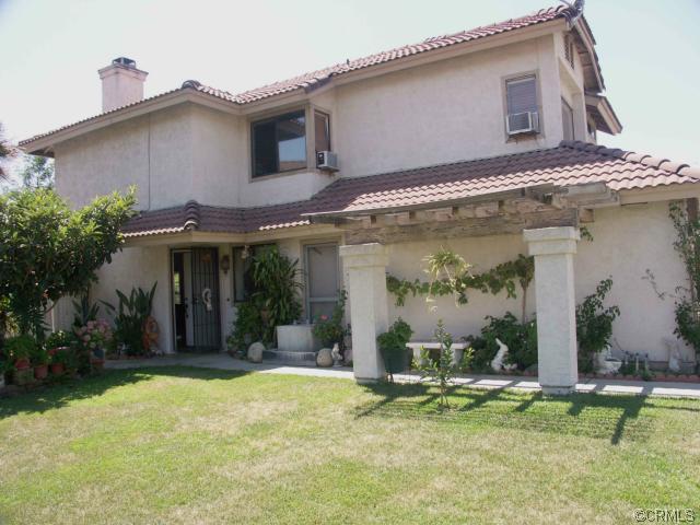 14227 Ranchero Dr in Fontana, CA - Building Photo