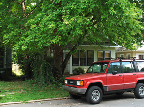 901 Monroe Cir NE in Atlanta, GA - Building Photo - Building Photo