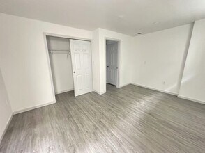 915 Washington Ave in Philadelphia, PA - Building Photo - Building Photo