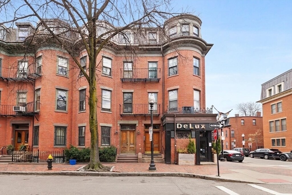 96 Chandler St in Boston, MA - Building Photo