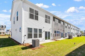 51 Pansy Pk in Clayton, NC - Building Photo - Building Photo
