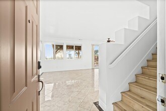 1564 Clanton Pl in San Diego, CA - Building Photo - Building Photo
