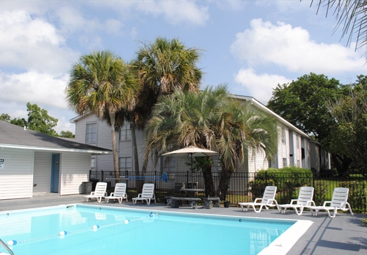 Barrett Apartments in Mobile, AL - Foto de edificio - Building Photo