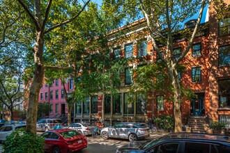 Atlantic - Pacific Building in Brooklyn, NY - Foto de edificio - Building Photo