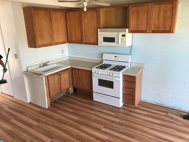 1311 North 48th Place, Unit 3 in Phoenix, AZ - Building Photo - Building Photo
