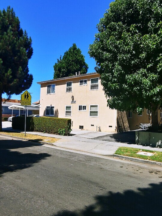 11927 Culver Blvd in Los Angeles, CA - Building Photo