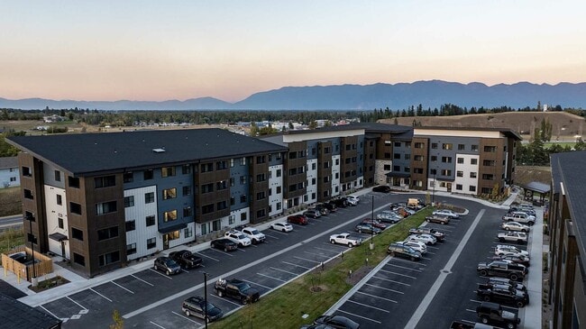 Parkline Towers in Kalispell, MT - Foto de edificio - Building Photo
