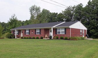 6567-6569 State Route 132 in Goshen, OH - Building Photo