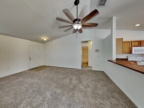 1406 Orlando Pl in Kissimmee, FL - Building Photo - Building Photo