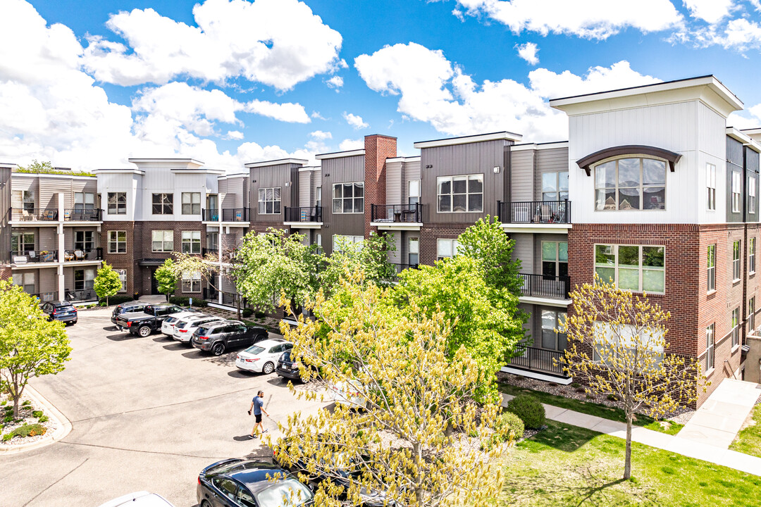 Village in the Park Lofts in Minneapolis, MN - Foto de edificio