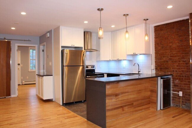 1209 Palisade Ave in Union City, NJ - Building Photo - Building Photo