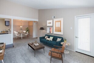 Westmount at Forest Oaks