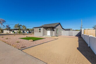 2345 N Dayton St in Phoenix, AZ - Building Photo - Building Photo