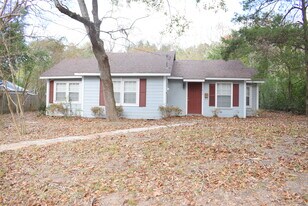 1623 E Main St in Nacogdoches, TX - Building Photo