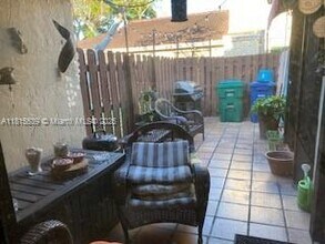 6528 NW 170th Terrace in Hialeah, FL - Building Photo - Building Photo
