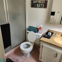 1820 Lauderdale Ave photo'