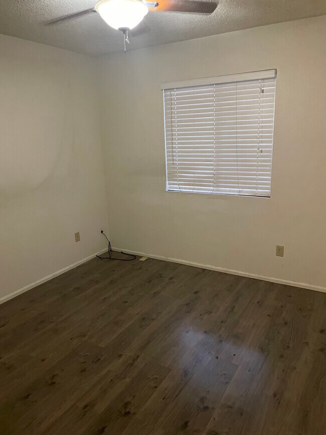 623 W Guadalupe Rd Rentals in Mesa, AZ