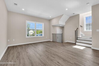 333 1st St in Keyport, NJ - Building Photo - Building Photo