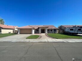 7806 E Topeka Pl in Yuma, AZ - Building Photo