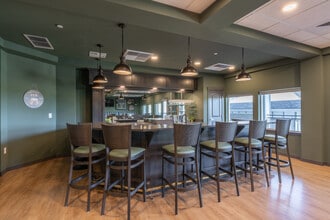 Affinity at Bend 62+ in Bend, OR - Foto de edificio - Building Photo