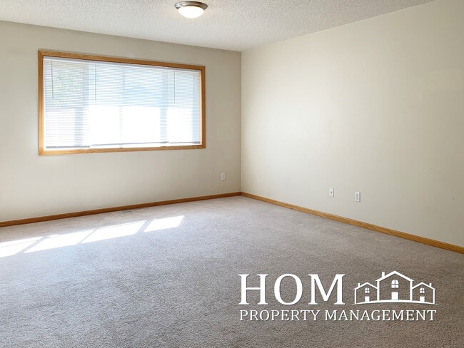 624 Tanager Path in Mankato, MN - Building Photo - Building Photo