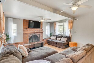 858 E Alturas St in Tucson, AZ - Building Photo