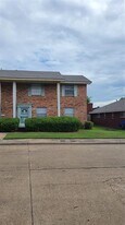 3614 Hopetown Dr in Dallas, TX - Building Photo