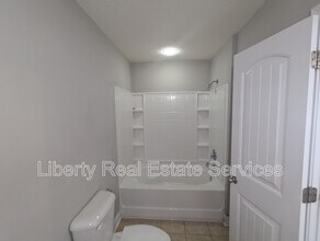 407 Bradwell St in Hinesville, GA - Building Photo - Building Photo