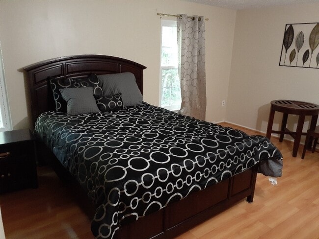property at 1598 Pin Oak Dr