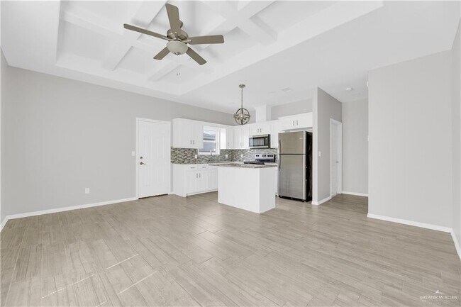 12 N Winona Dr in Pharr, TX - Building Photo - Building Photo