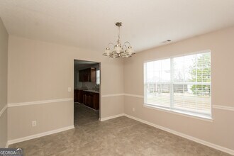 1930 Boulder Gate Dr in Ellenwood, GA - Building Photo - Building Photo