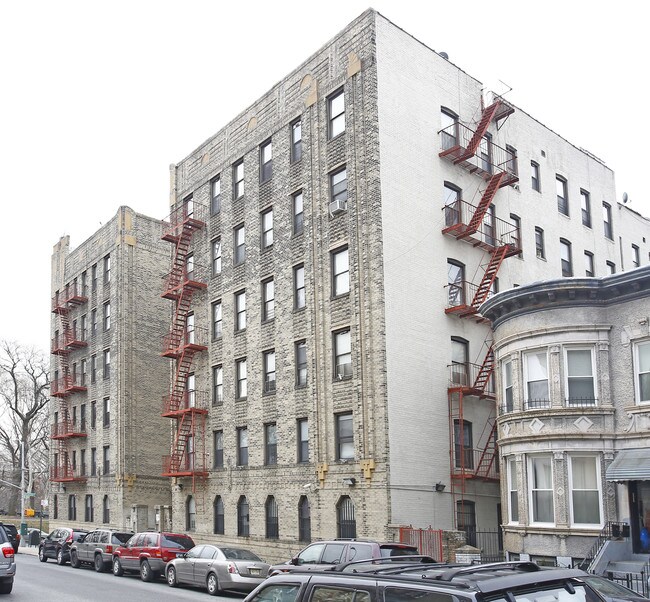 1776 Union St in Brooklyn, NY - Foto de edificio - Building Photo