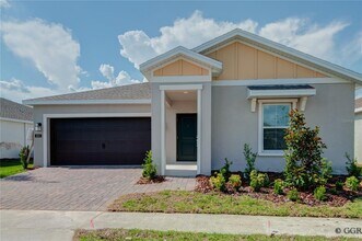 4841 Edensbridge Ln in Kissimmee, FL - Building Photo - Building Photo