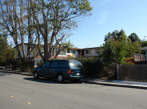 5100 Kirk Ln in Richmond, CA - Foto de edificio - Building Photo