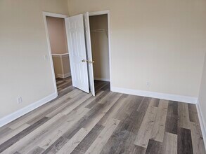 17 Troy Ln in Highland, NY - Building Photo - Building Photo