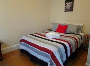 37 A Harvard St in Brookline, MA - Building Photo - Building Photo