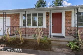 59 Starmount Dr in Asheville, NC - Building Photo - Building Photo