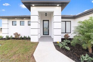 2619 23rd St SW in Lehigh Acres, FL - Building Photo