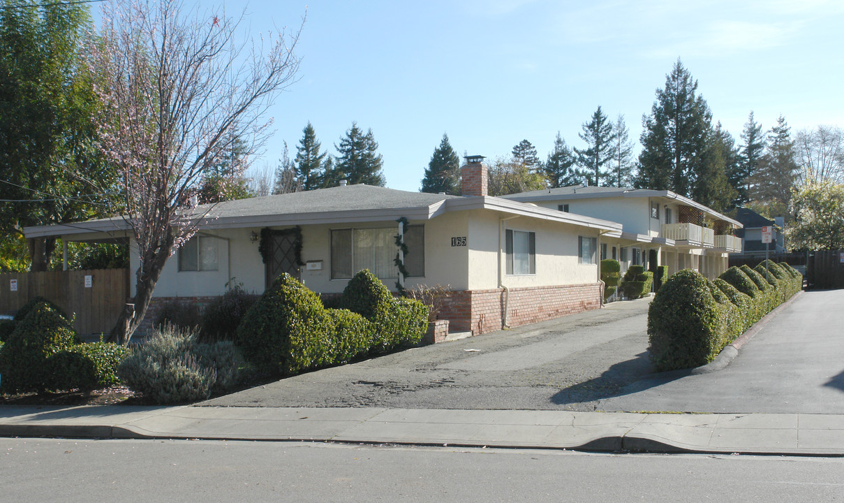 165 Sierra Vista Ave in Mountain View, CA - Building Photo