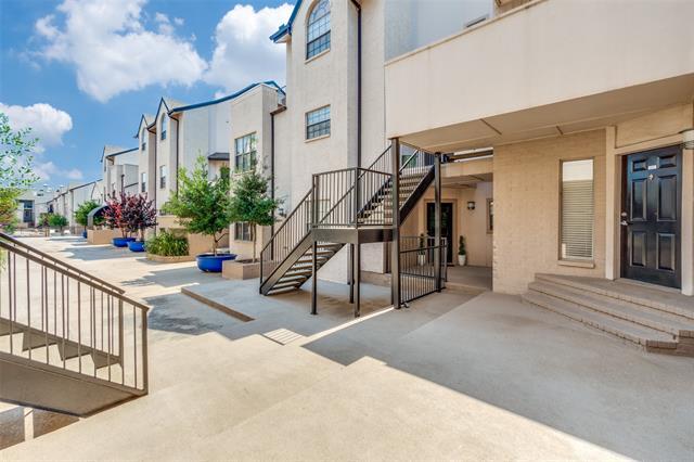property at 3901 Travis St
