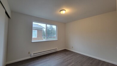 5626 Delridge Wy SW in Seattle, WA - Building Photo - Building Photo
