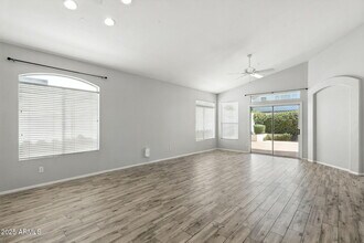 10141 E Floriade Dr in Scottsdale, AZ - Building Photo - Building Photo