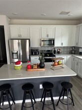 36887 Highland Mdws Ct in Zephyrhills, FL - Building Photo - Building Photo