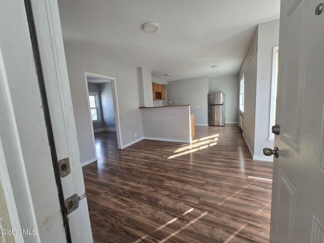 9 Bayard St in Amsterdam, NY - Building Photo - Building Photo