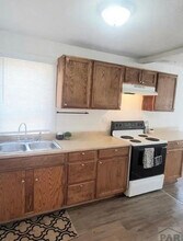 1221 E Abriendo Ave in Pueblo, CO - Building Photo - Building Photo