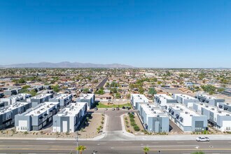 Villas at Vesta Views in Surprise, AZ - Building Photo - Building Photo