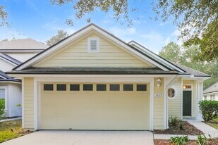 1869 Enterprise Ave in St. Augustine, FL - Building Photo