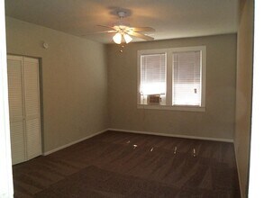 402 Hutcheson St in Houston, TX - Building Photo - Building Photo