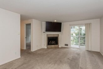 1138 N 198th St in Shoreline, WA - Building Photo - Building Photo